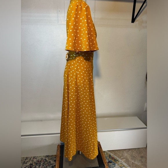 Size 6 polkadot, midi, button-down dress, mustard, yellow V-neck waist. ASOS - Picture 5 of 11